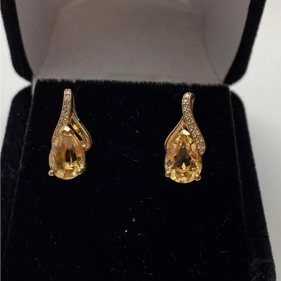 10K Yellow Gold Natural Citrine and 0.10ct Diamond Pave Stud Earrings New - Picture 7 of 12